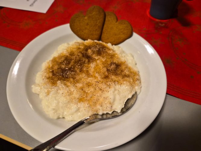 Joulunavaus Lyseolla